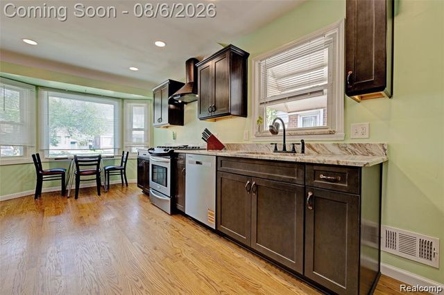 11353 Rockland, Redford Charter Township, MI 48239
