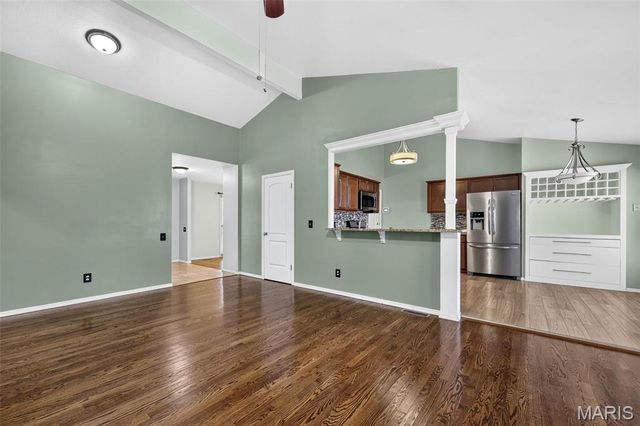 11695 Chandellay Drive, St Louis, MO 63146