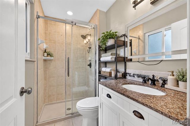 11695 Chandellay Drive, St Louis, MO 63146