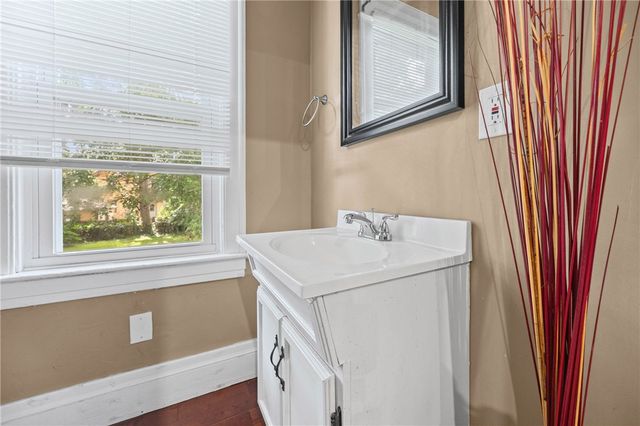 337 Sawyer Street, Rochester, NY 14619