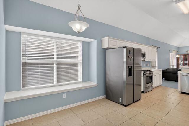 824 High Meadow Court, Lewisville, TX 75077