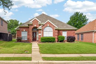 824 High Meadow Court, Lewisville, TX 75077