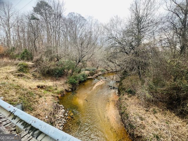 1904 Calhoun Road, Dewy Rose, GA 30634