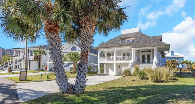 6015 BAREFOOT COURT, New Port Richey, FL 34652