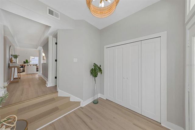 6015 BAREFOOT COURT, New Port Richey, FL 34652