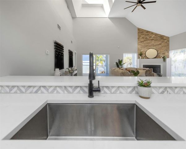 6015 BAREFOOT COURT, New Port Richey, FL 34652