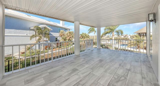 6015 BAREFOOT COURT, New Port Richey, FL 34652