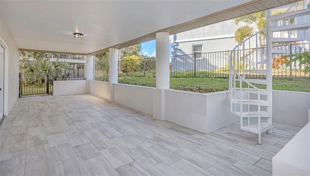 6015 BAREFOOT COURT, New Port Richey, FL 34652