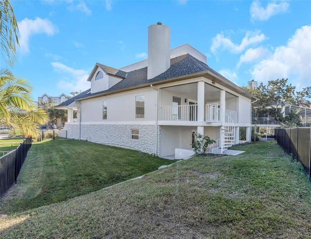 6015 BAREFOOT COURT, New Port Richey, FL 34652