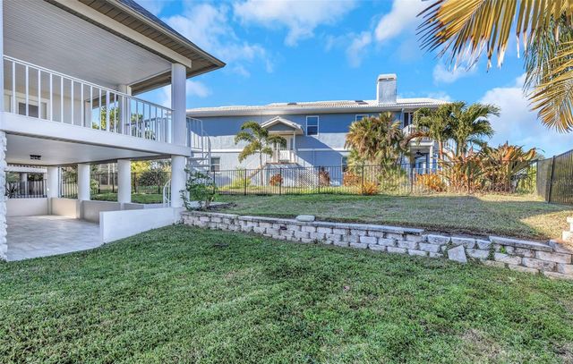 6015 BAREFOOT COURT, New Port Richey, FL 34652