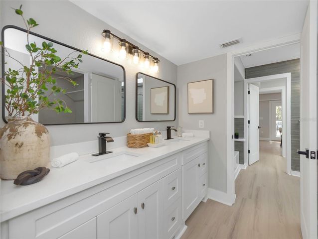 6015 BAREFOOT COURT, New Port Richey, FL 34652