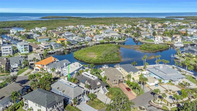 6015 BAREFOOT COURT, New Port Richey, FL 34652