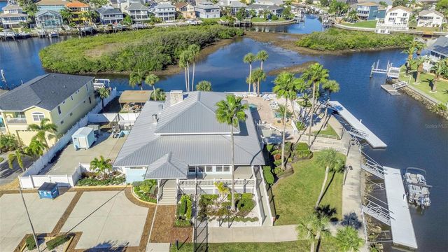 6015 BAREFOOT COURT, New Port Richey, FL 34652