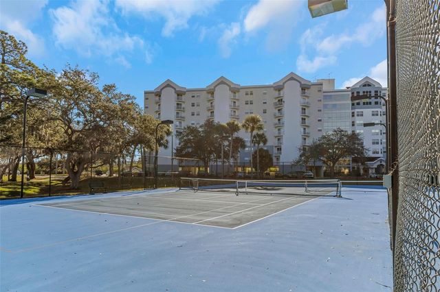 6015 BAREFOOT COURT, New Port Richey, FL 34652