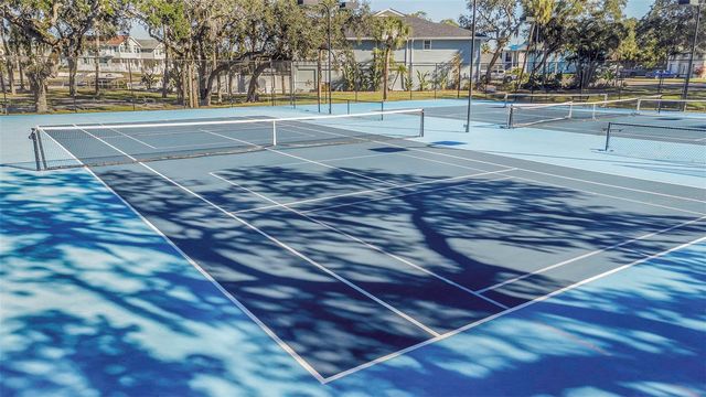 6015 BAREFOOT COURT, New Port Richey, FL 34652