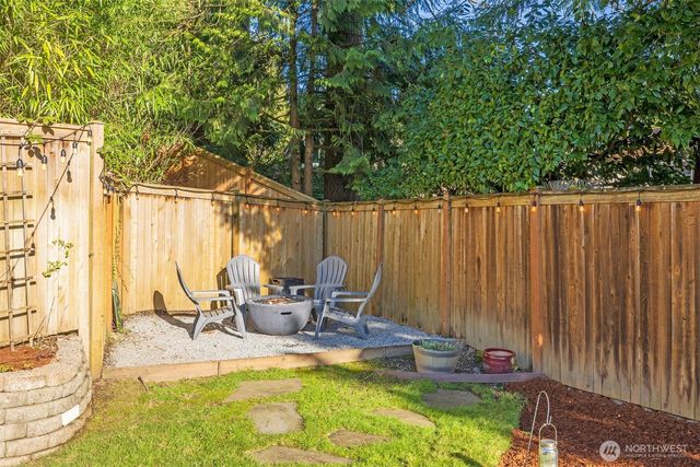 18912 SE 46th Way, Issaquah, WA 98027