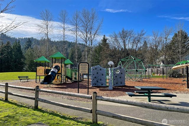 18912 SE 46th Way, Issaquah, WA 98027