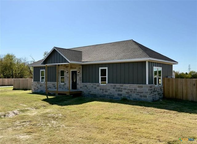 3633 Katy, Ross, TX 76640