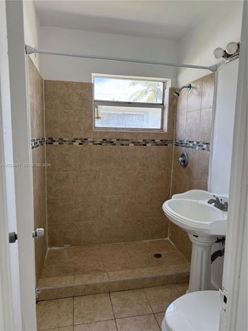 3810 SW 25th St 1, West Park, FL 33023
