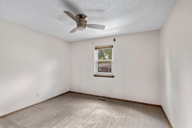 9460 Robin Ln, Sherwood, AR 72120