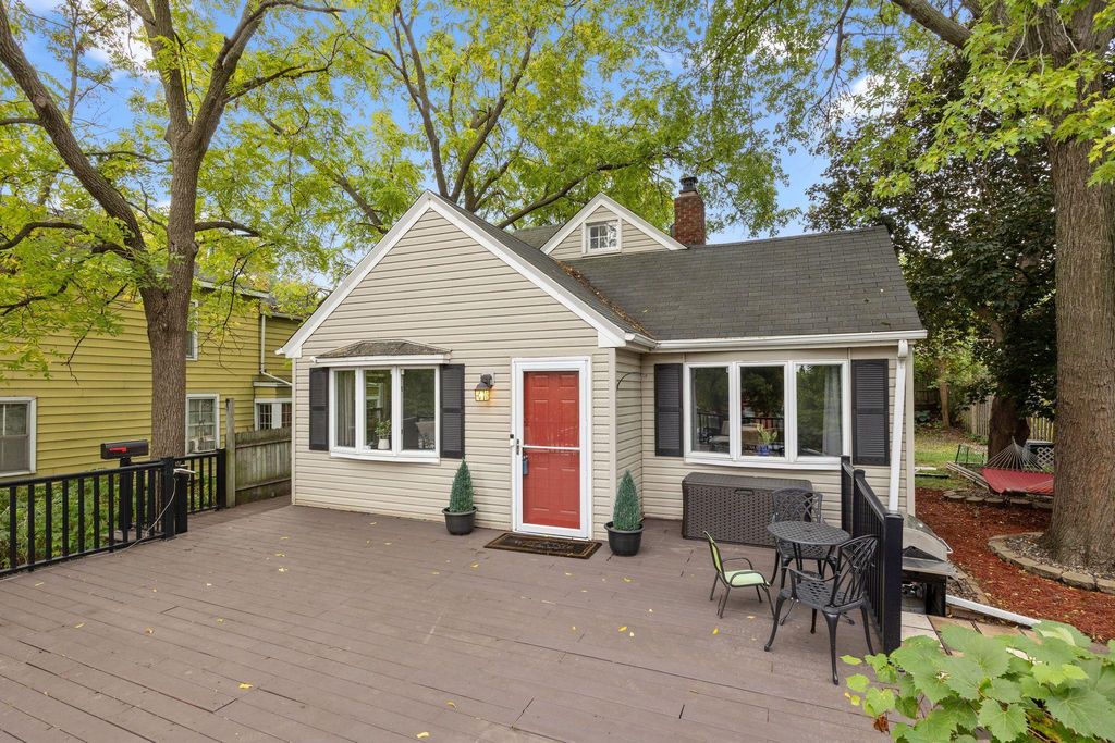 992 McLean Avenue, Saint Paul, MN 55106 — photo 2