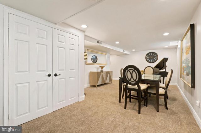 110 KENT DR, North Wales, PA 19454