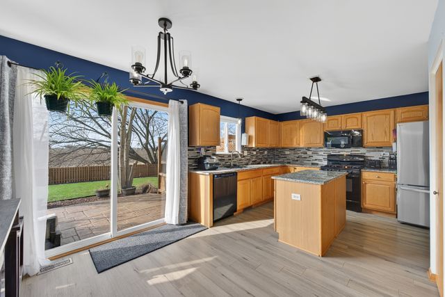 3504 BOYER Lane, Plano, IL 60545