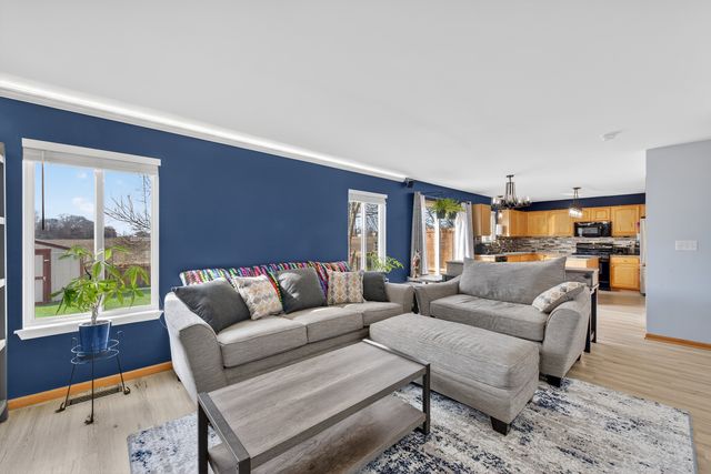 3504 BOYER Lane, Plano, IL 60545