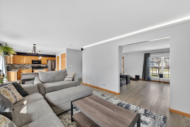 3504 BOYER Lane, Plano, IL 60545