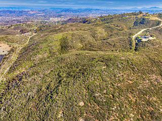 Cocos Dr, San Marcos, CA 92078