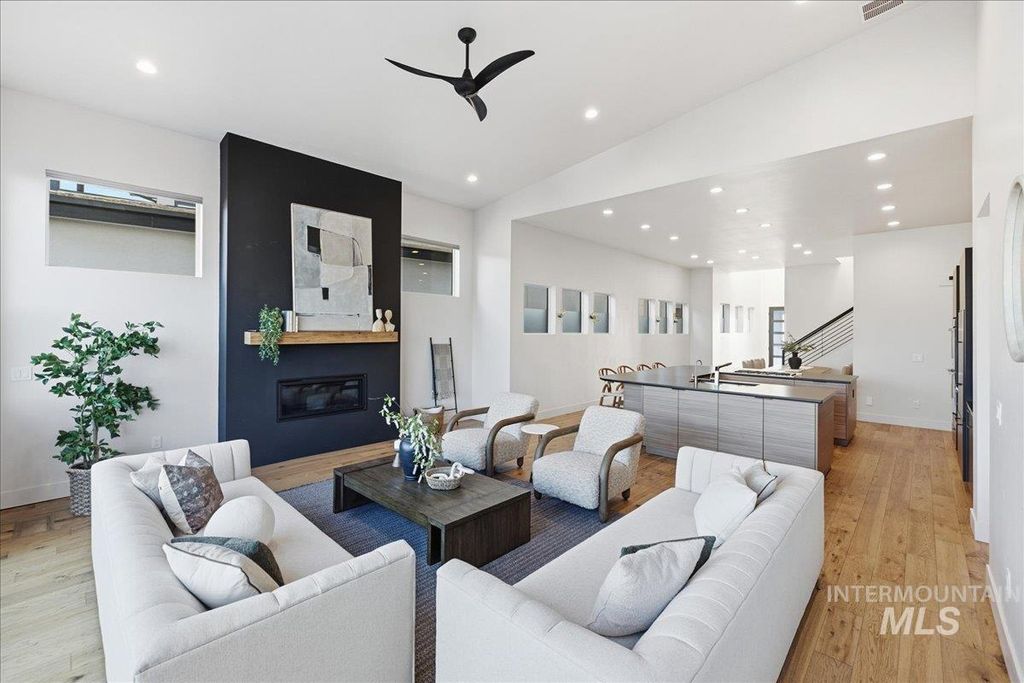 764 E Ashbourne Lane, Eagle, ID 83616 photo 13