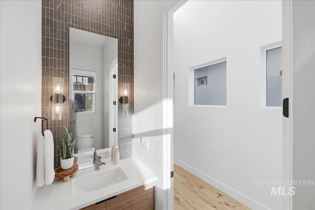 764 E Ashbourne Lane, Eagle, ID 83616 photo 25
