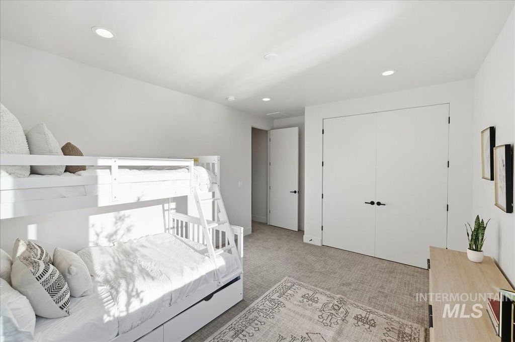 764 E Ashbourne Lane, Eagle, ID 83616 photo 37