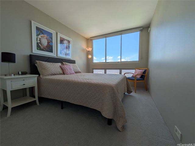 1212 Punahou Street 1206, Honolulu, HI 96826