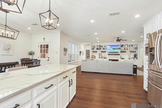 7836 Menlo Dr, Baton Rouge, LA 70808