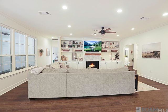 7836 Menlo Dr, Baton Rouge, LA 70808