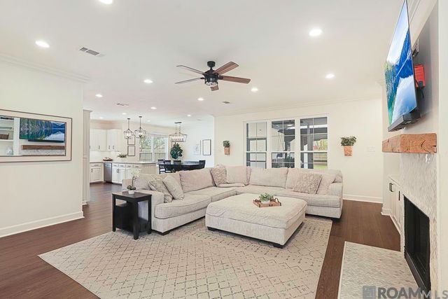 7836 Menlo Dr, Baton Rouge, LA 70808