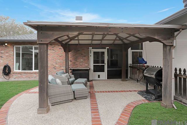 7836 Menlo Dr, Baton Rouge, LA 70808