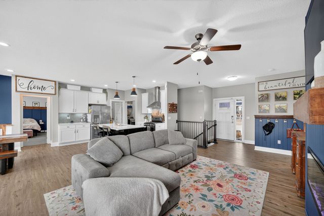 1415 S 5th Street, Adel, IA 50003