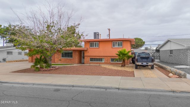 10217 SINGAPORE Avenue, El Paso, TX 79925