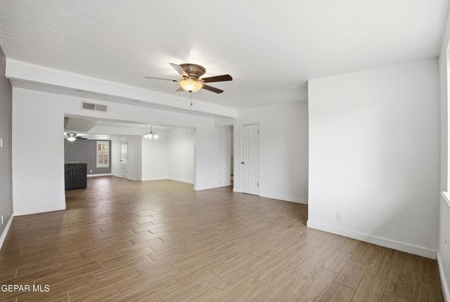 10217 SINGAPORE Avenue, El Paso, TX 79925