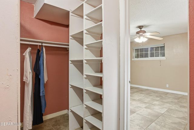 10217 SINGAPORE Avenue, El Paso, TX 79925