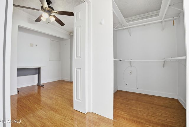 10217 SINGAPORE Avenue, El Paso, TX 79925