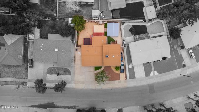 10217 SINGAPORE Avenue, El Paso, TX 79925