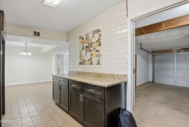 10217 SINGAPORE Avenue, El Paso, TX 79925