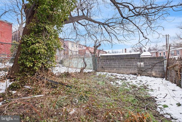 403 S 6TH ST, Darby, PA 19023