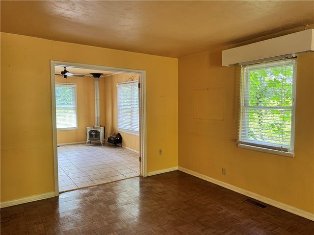 1111 Valley View Drive, Fayetteville, AR 72701