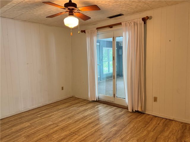 1111 Valley View Drive, Fayetteville, AR 72701