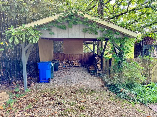 1111 Valley View Drive, Fayetteville, AR 72701