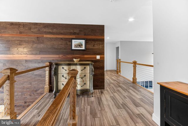 6840 SCENIC VIEW DR, Macungie, PA 18062